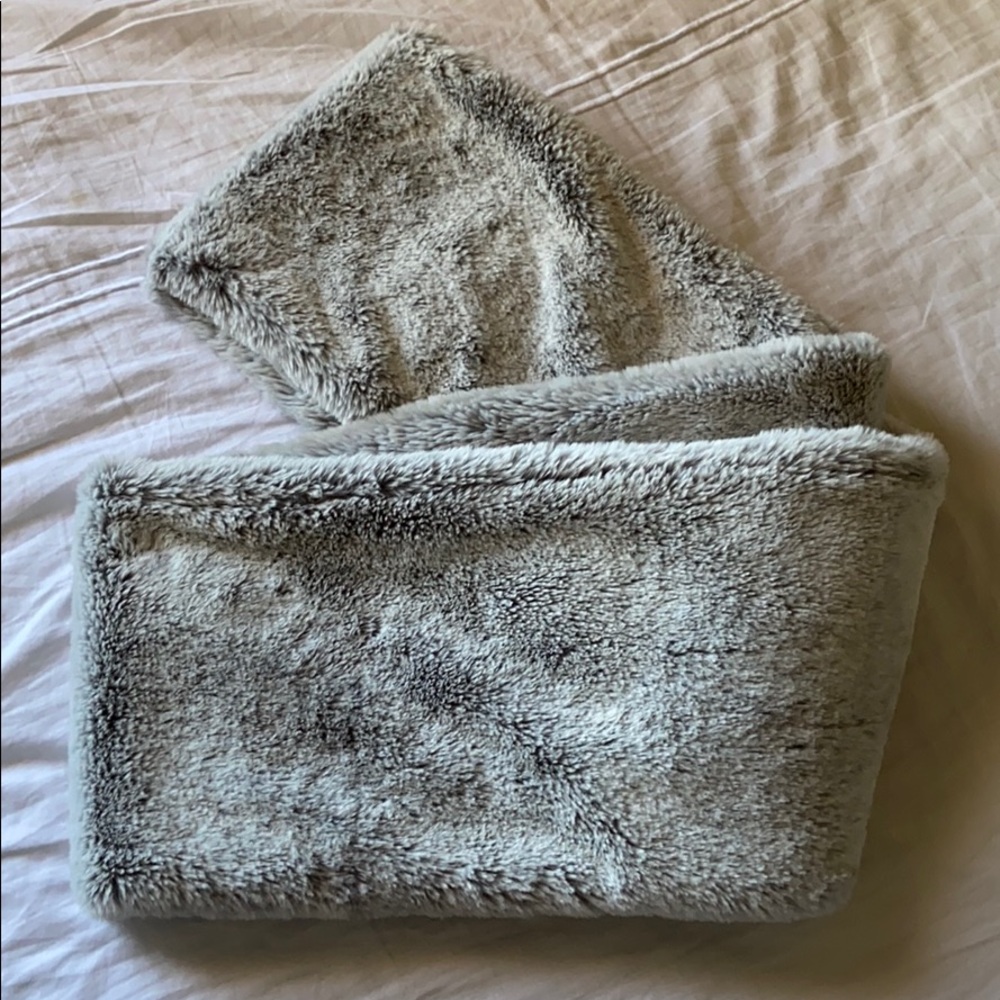 Infinity Scarf - LOFT
